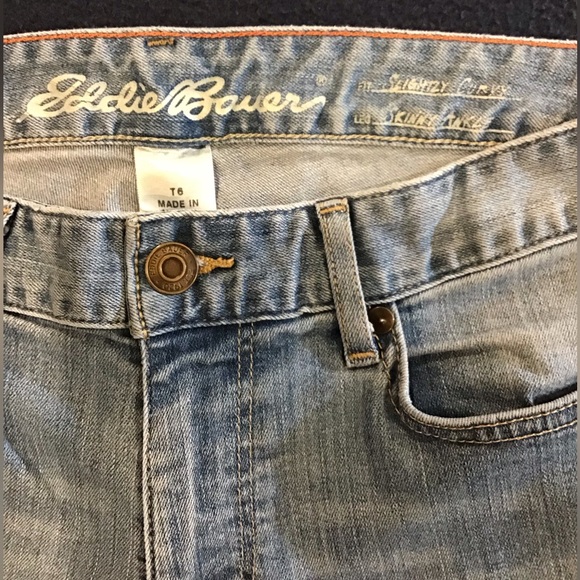 Eddie Bauer slightly curvy skinny jeans - Picture 4 of 5